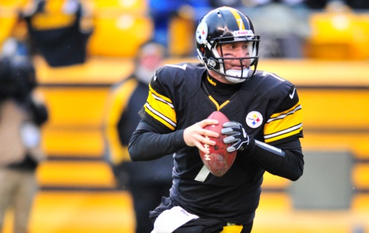 Ben Roethlisberger underwent cleanout surgery on his right knee last week. (Getty Images)