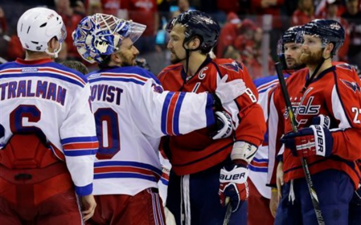 The war of words continues between the coaches of the Rangers and Capitals. (AP Photo/Alex Brandon
