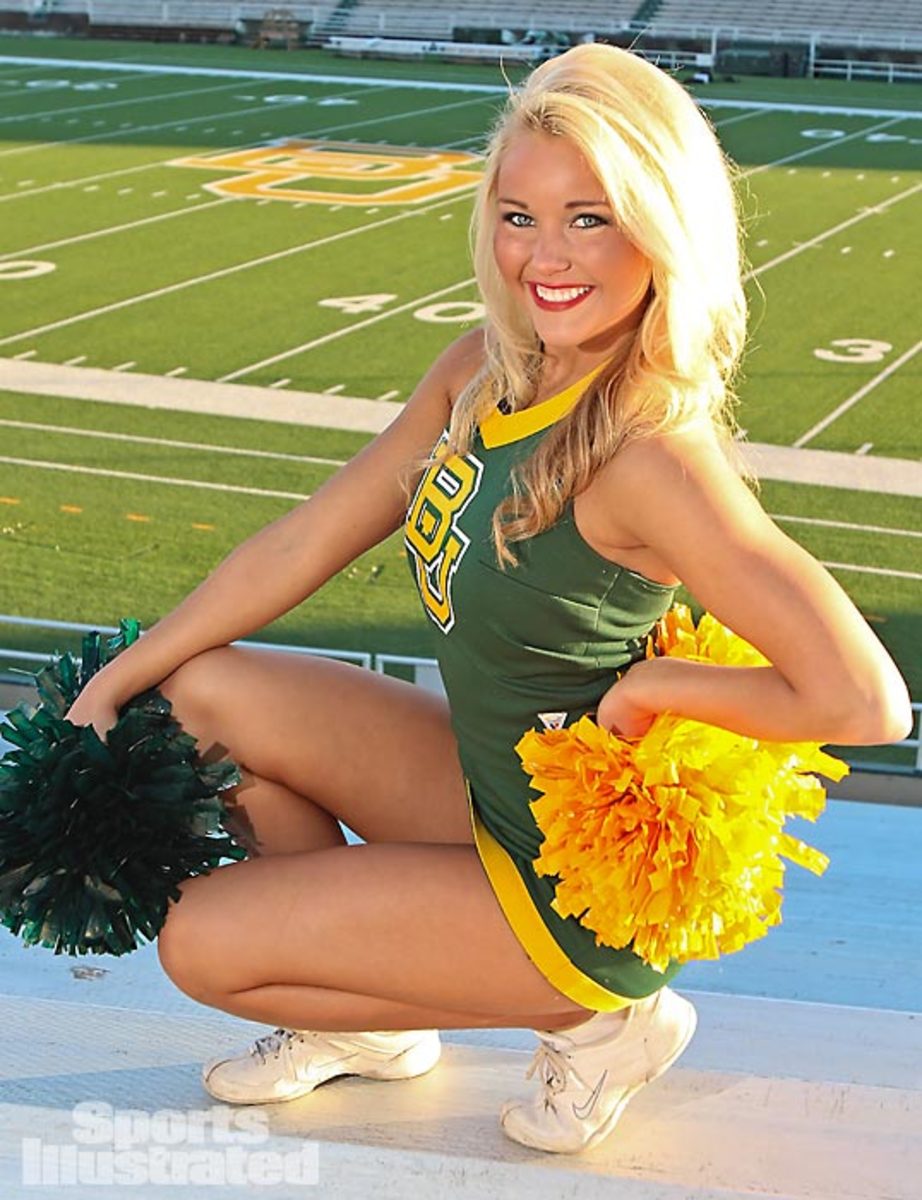 130308121314-cheerleader-01-individual-005-baylor-megan-kamrath-mv-single-image-cut.jpg