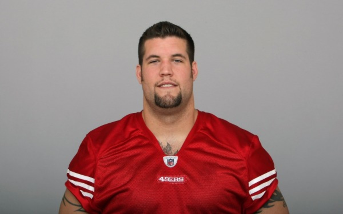 Alex Boone said he would've punched Clay Matthews in the face as a fine. (NFL Photos)