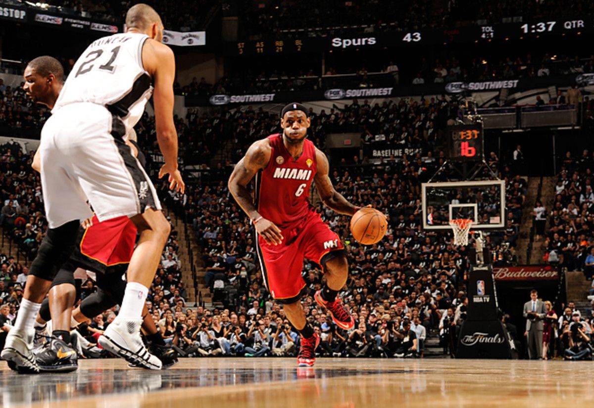 LeBron James missed 14 shots in Game 3 and scored under 20 for the third straight time in the Finals.