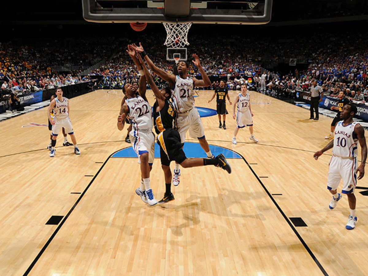 Houston's Alamodome has already experienced hosting an NCAA tournament. (Greg Nelson/SI)