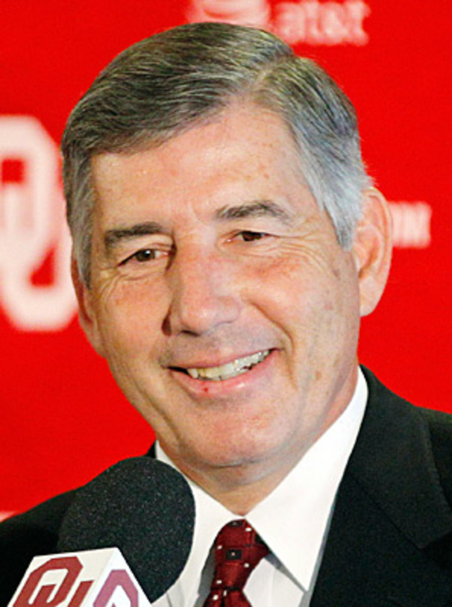 Big 12 commish says league feels good at 10 teams Sports Illustrated