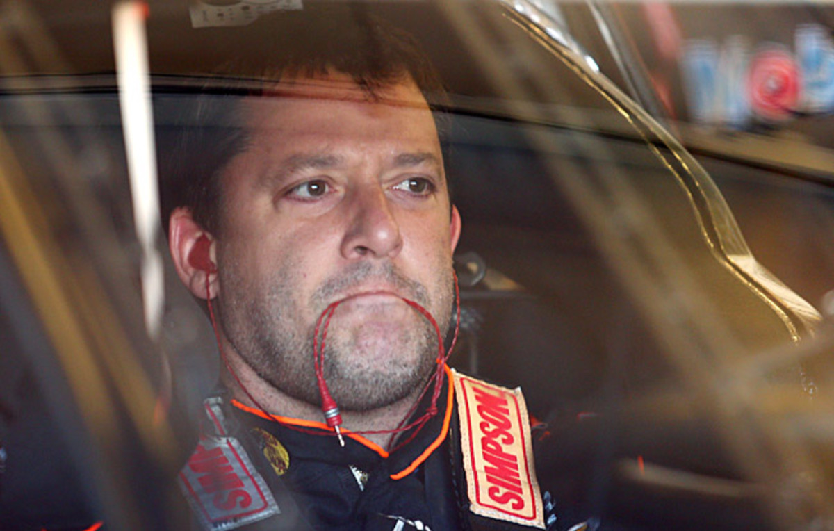 Tony Stewart's crash-shortened 2013 season didn't put a dent in his popularity with fans.