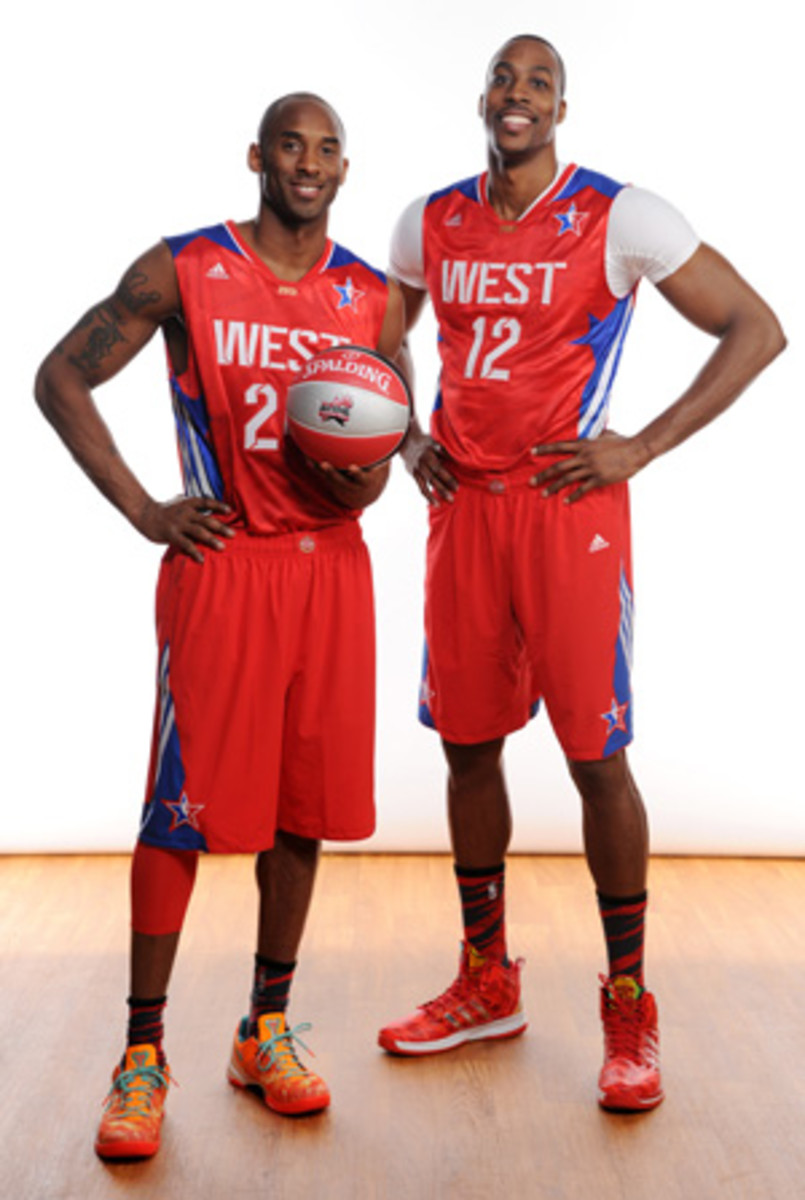 Kobe Bryant, left, and Dwight Howard pose at 2013 All-Star Weekend. (Jennifer Pottheiser/Getty Images)