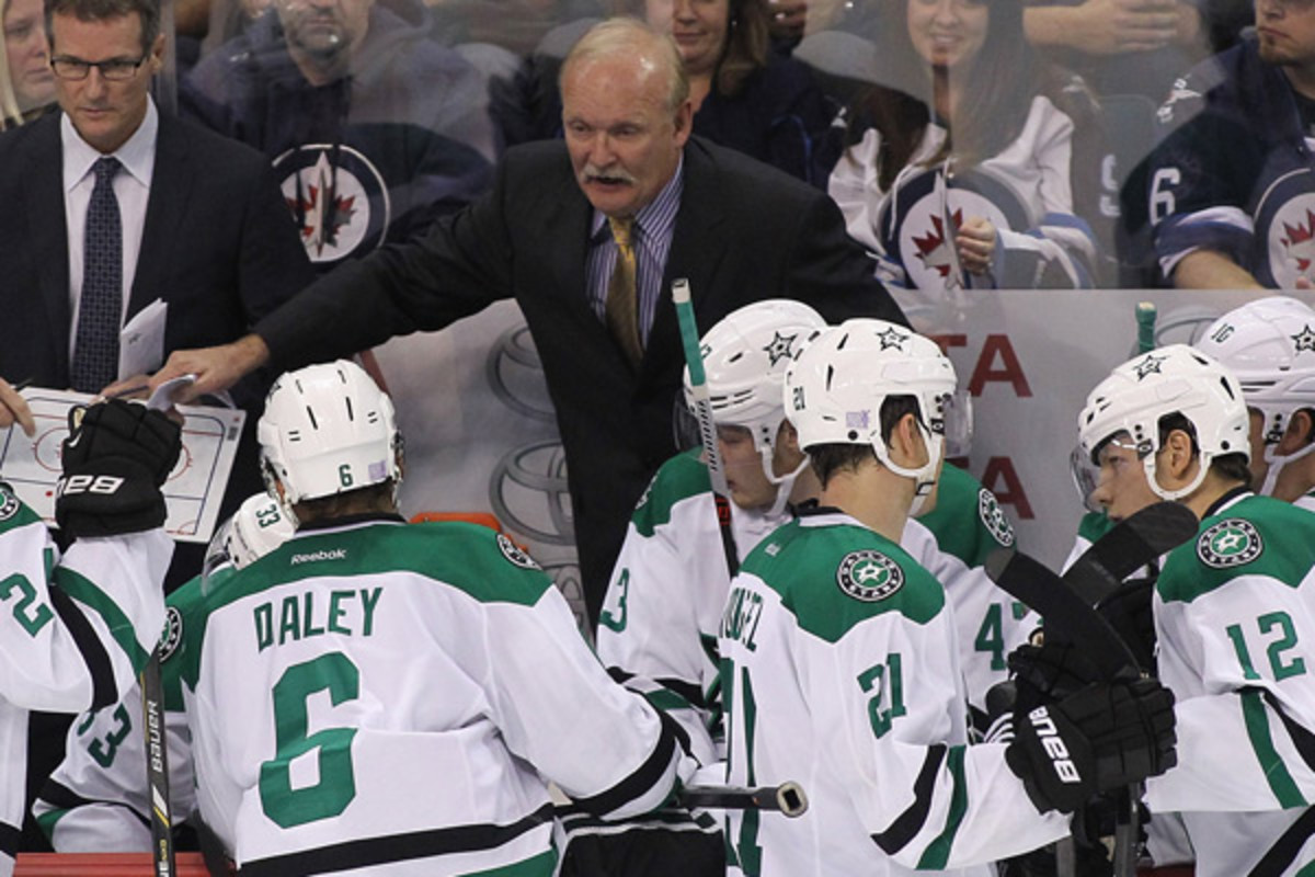 Lindy Ruff went 571-432-78-84 in 15 seasons behind the Buffalo Sabres' bench. Since joining the Dallas Stars in the offseason, he's led the team to a 4-5-1 mark. (Marianne Helm/Getty Images)