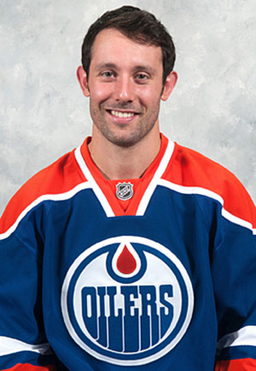 Sam Gagner of the Edmonton Oilers' 2013-13 official NHL headshot