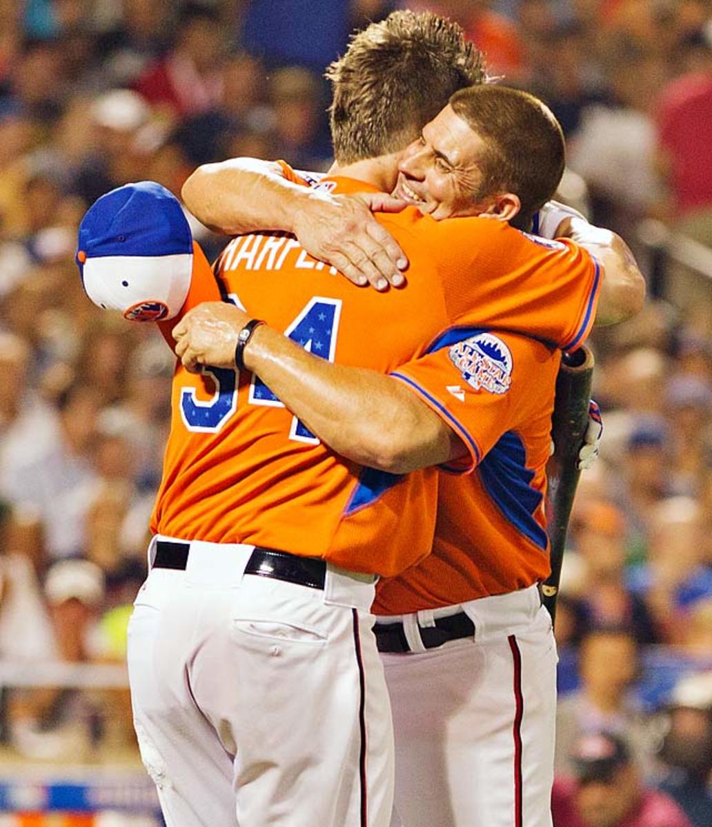 Bryce Harper hugs his dad Ron