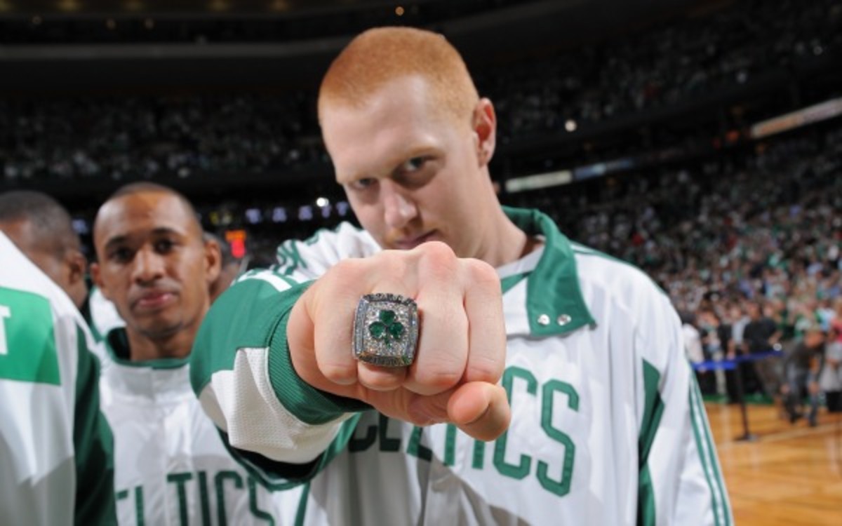 Brian Scalabrine is interviewing for an assistant coaching job with the Golden State Warriors. (Photo by Brian Babineau/NBAE via Getty Images)
