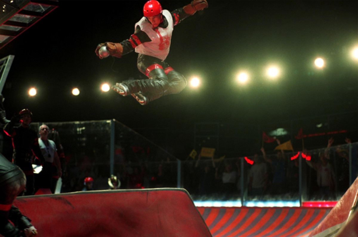 The 12 Harshest Roger Ebert Takedowns Of Bad Sports Movies Sports