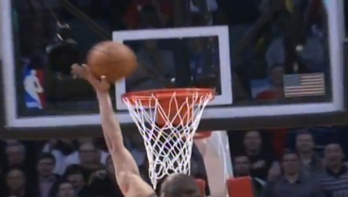 (Comcast SportsNet Chicago Broadcast)