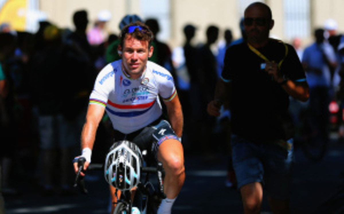 British rider Mark Cavendish reportedly had urine thrown on him during the Tour de France time trial on Wednesday. (Bryn Lennon/Getty Images)