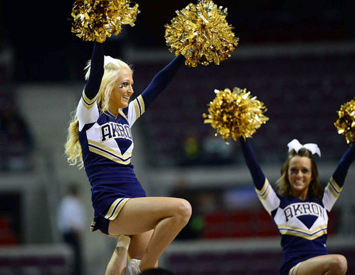 NCAA Tournament cheerleaders