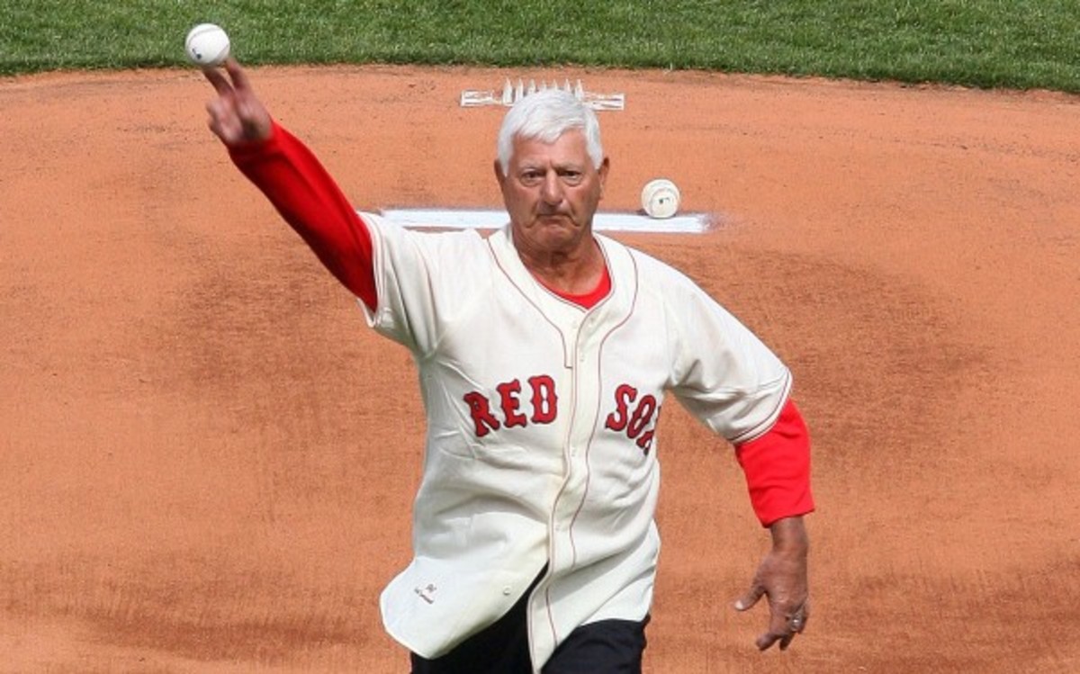 Carl Yastrzemski will be honored with a statue outside Fenway Park. (Gail Oskin/Getty Images)