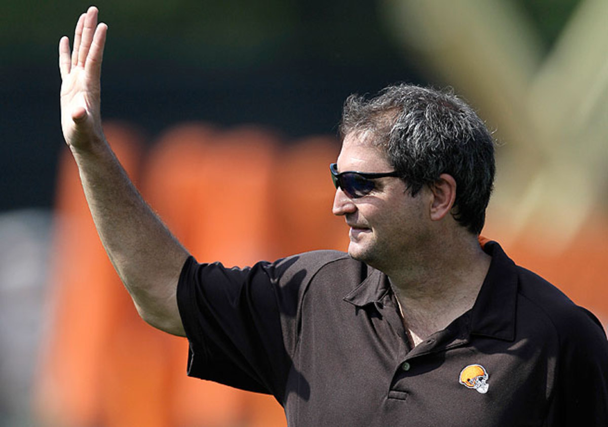 Bernie Kosar played for the Browns from 1985 to 1993 and was named an All-Pro selection in 1987.