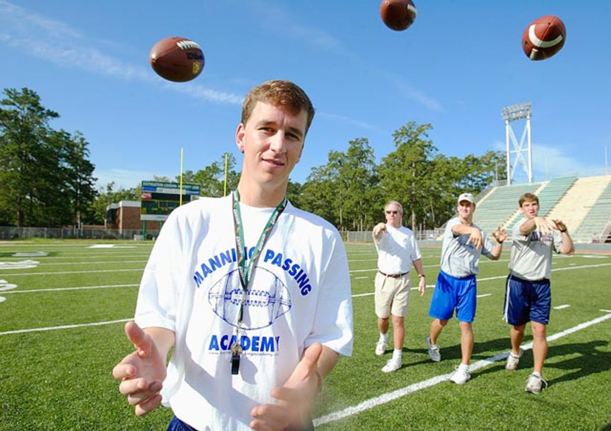 Cooper, Archie, Peyton and Eli Manning