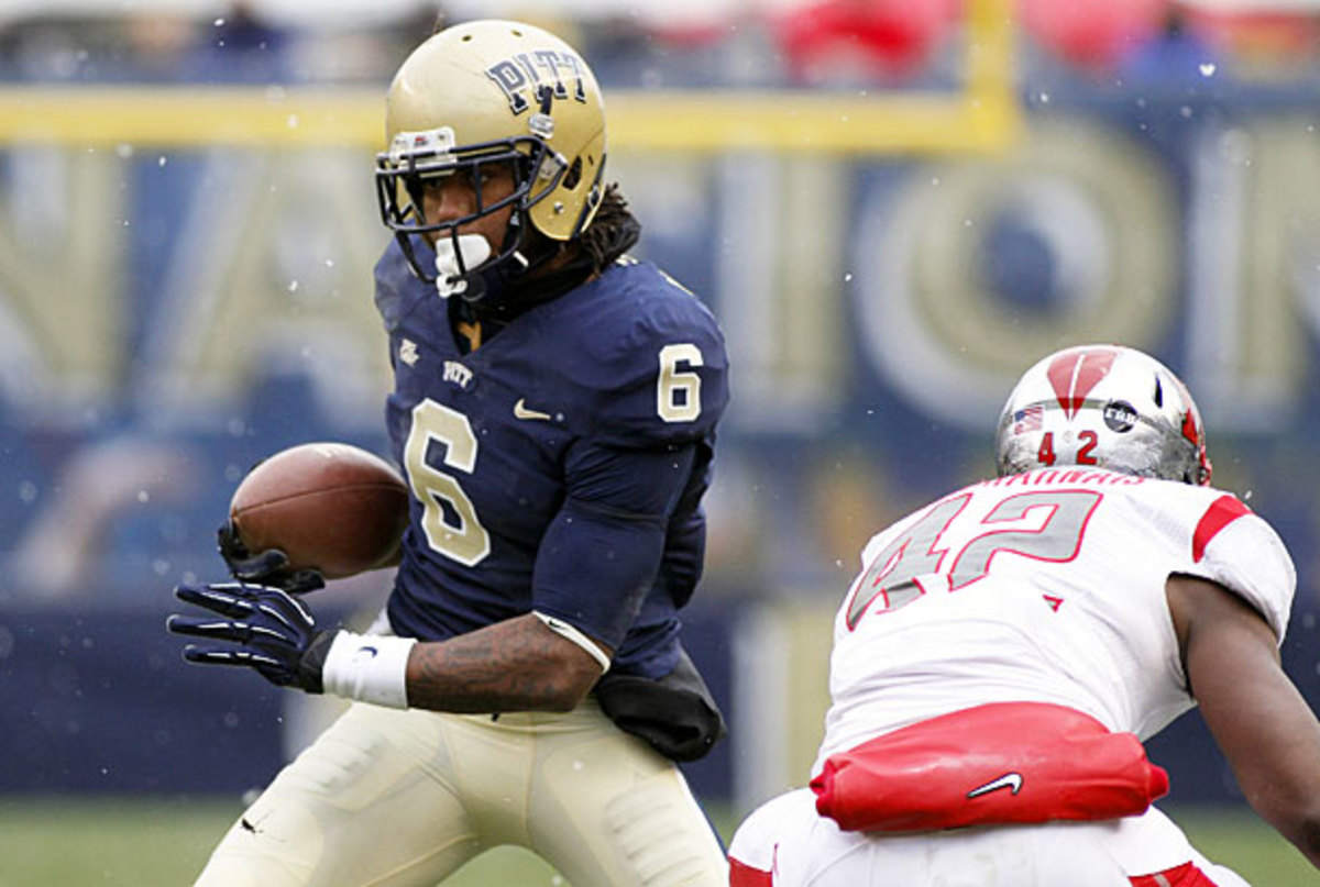 Pitt dismissed tight end Drew Carswell (above) and defensive back Eric Williams on Tuesday. (Justin K. Aller/Getty Images)