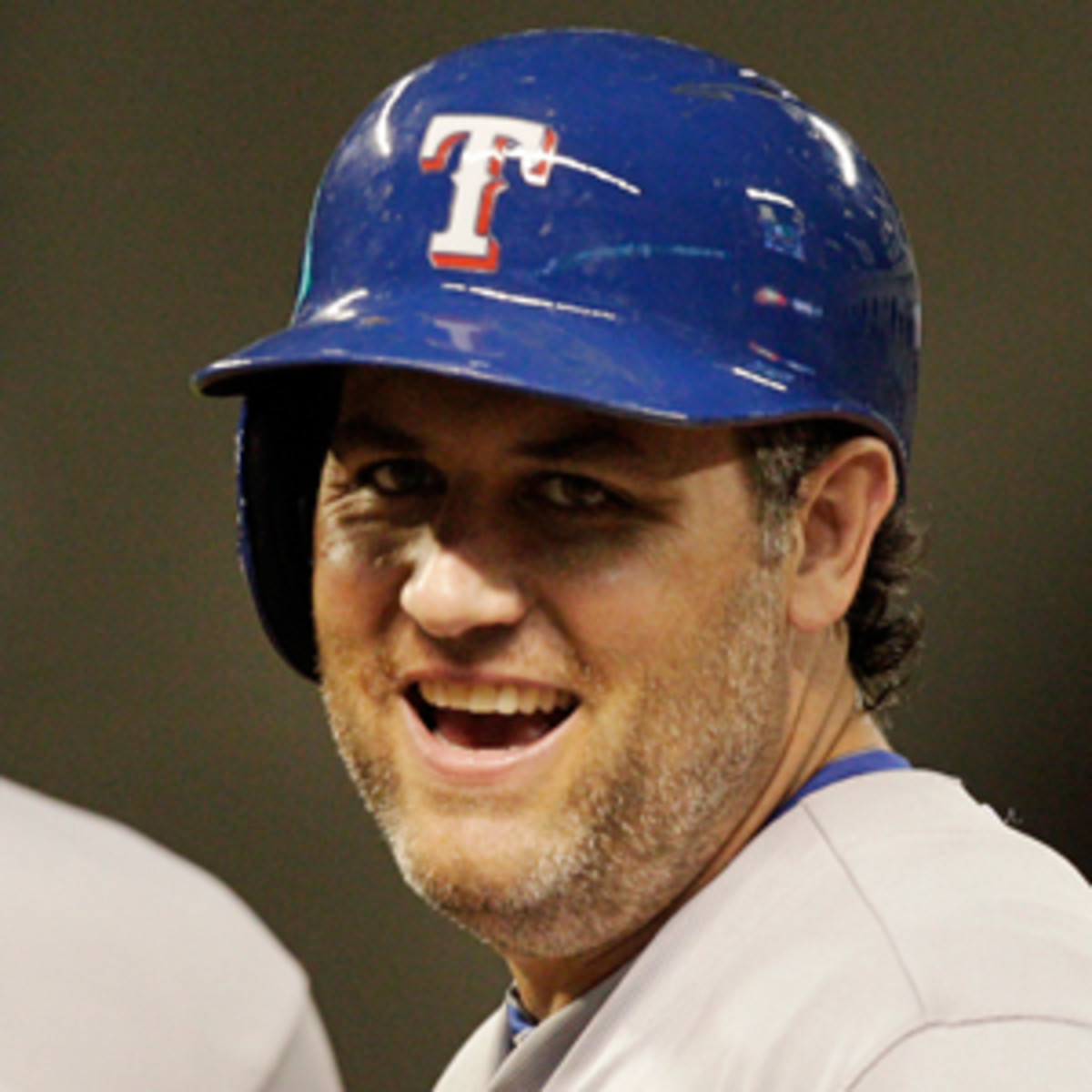 Lance Berkman has not enjoyed playing 177 games at Wrigley Field in his 14 MLB seasons. (Bob Levey/Getty Images)