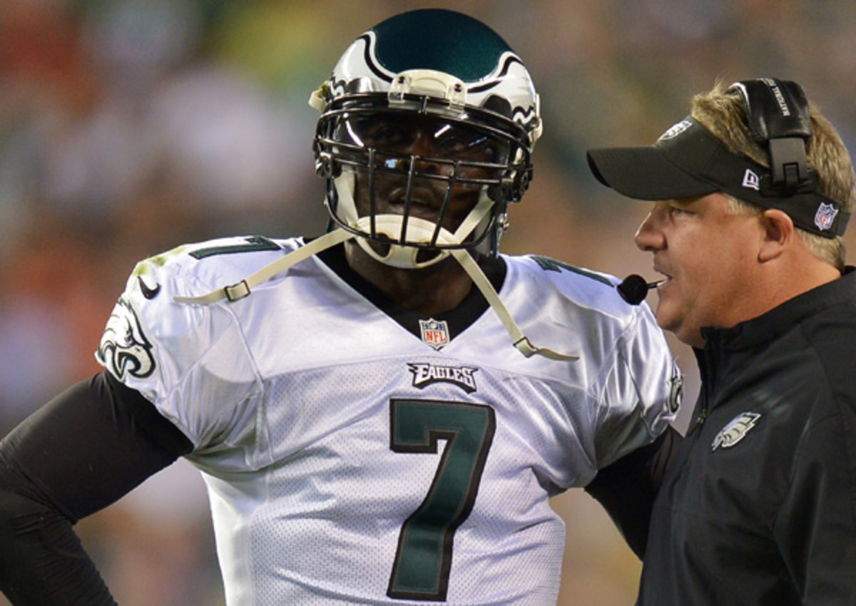 Michael Vick named Philadelphia Eagles' starting quarterback over Nick