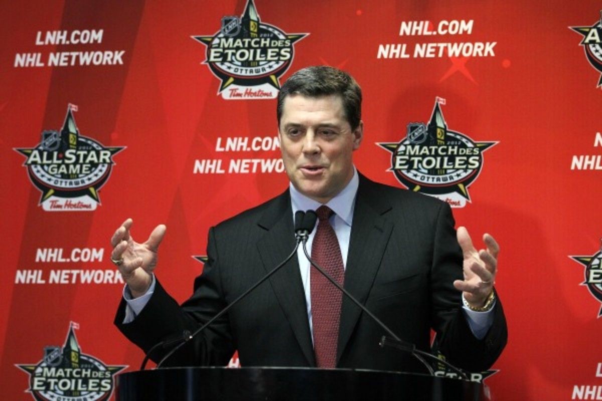 Pat LaFontaine is back with the Sabres, who he played for from 1991-97. (Andre Ringuette/Getty Images)