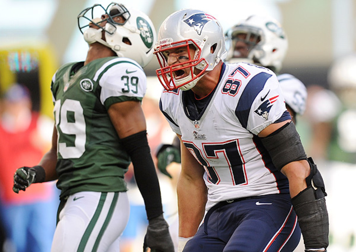 Rob Gronkowski and the Patriots sit 6-2, first in the AFC East.