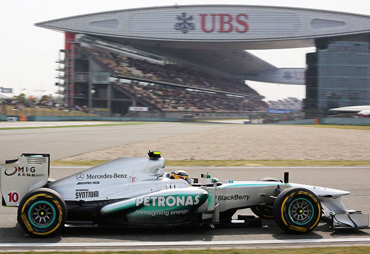 Lewis Hamilton's time of 1 minute, 34.484 seconds landed him the first starting spot on Sunday.