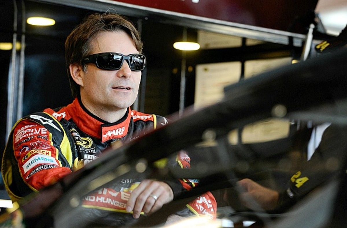 Jeff Gordon was angry Clint Bowyer stayed in the Chase despite his attempt to manipulate the field.