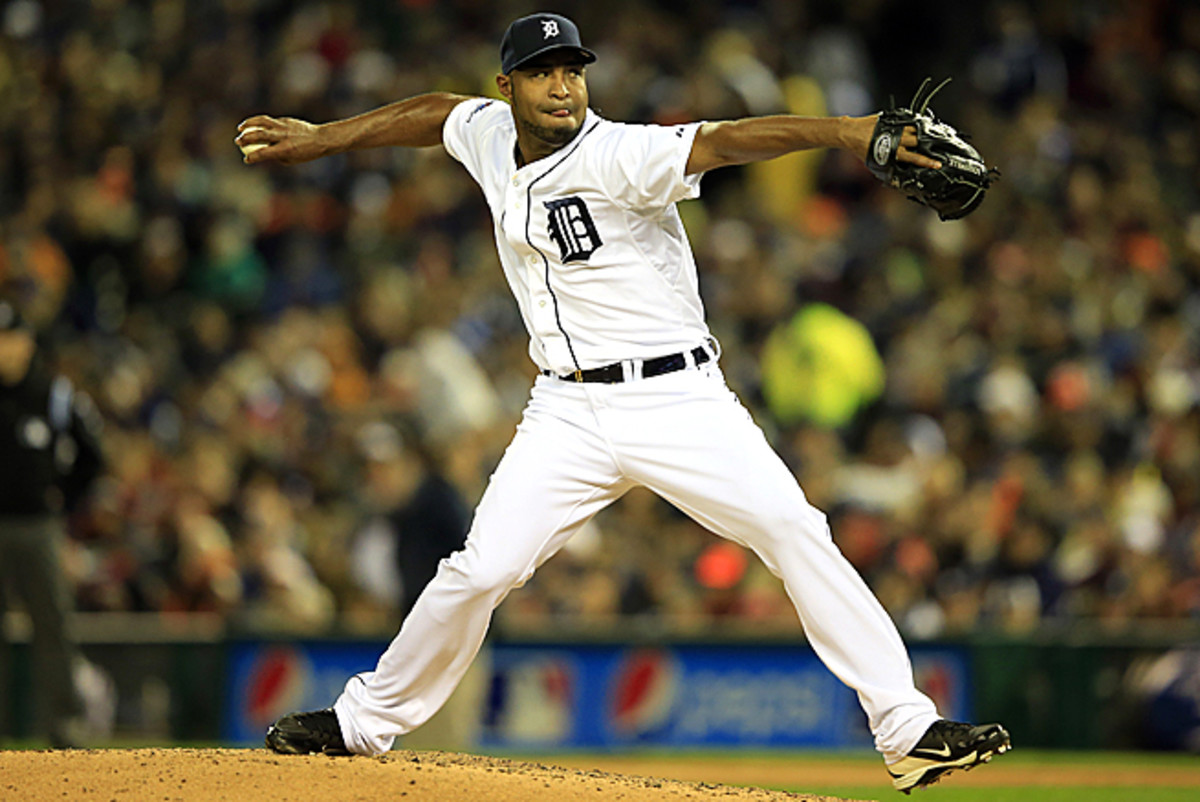 Jose Veras recorded 19 saves with the Astros and two saves with the Tigers last season.