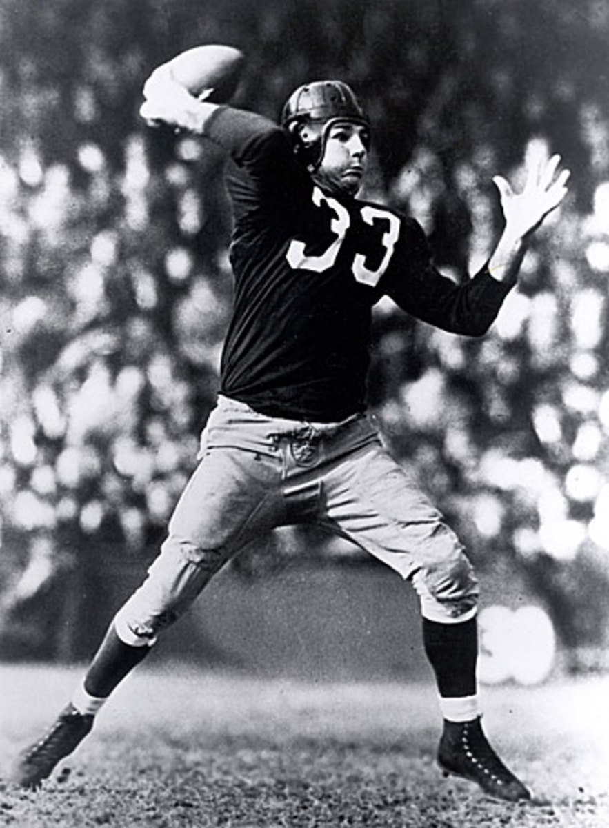 sammy-baugh-passing-533.jpg