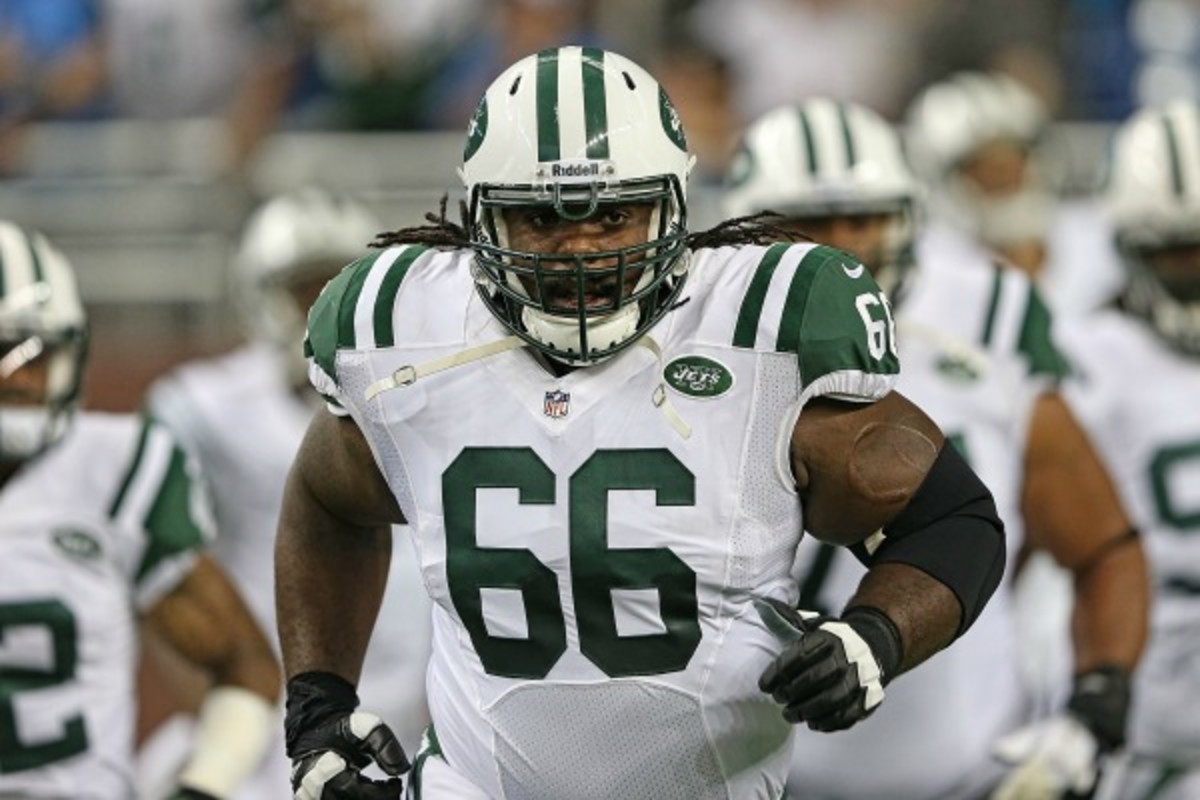 Willie Colon will appeal a reported $35,000 fine by the NFL. (Leon Halip/Getty Images)