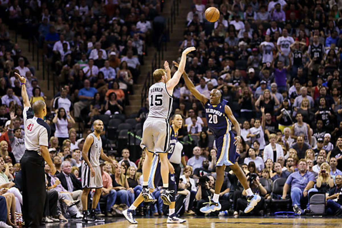 Matt Bonner had four of the Spurs' 14 made three-point shots in Game 1. (Joe Murphy/Getty Images)