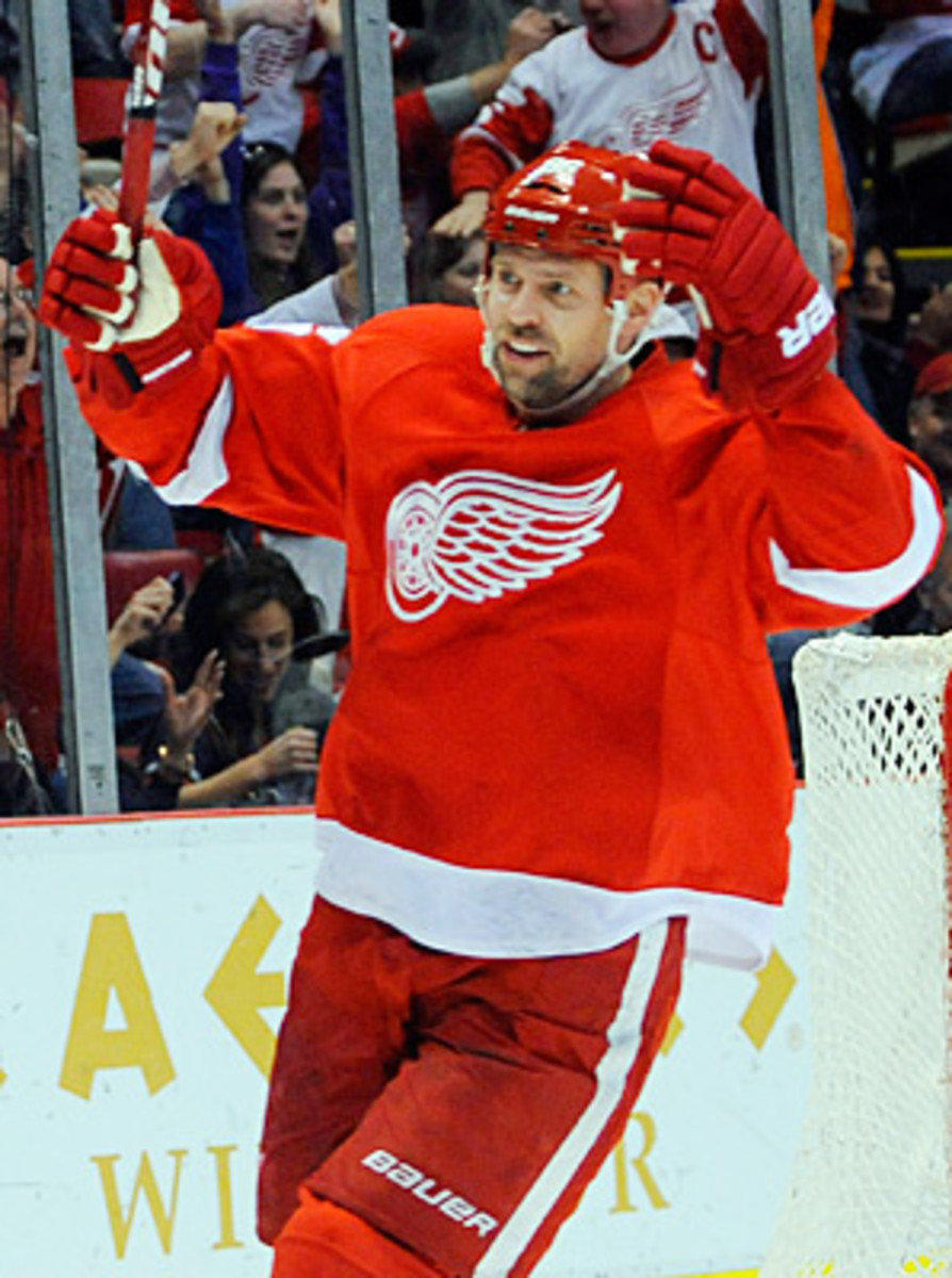 Tomas Holmstrom played 15 seasons in the NHL. (Icon SMI)