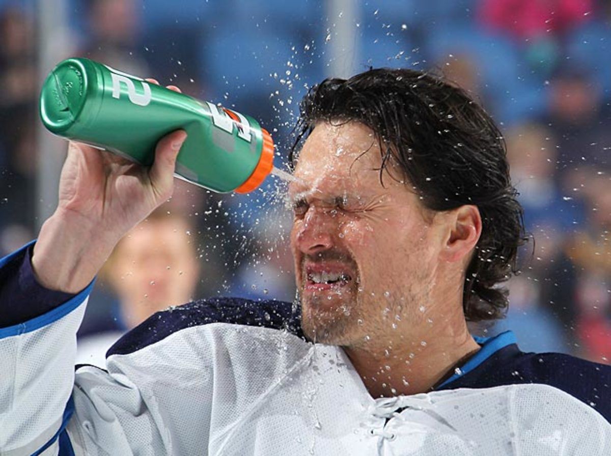 Ex-Winnipeg Jet Ron Hainsey will help fill the void left by Joni Pitkanen's season-ending injury.