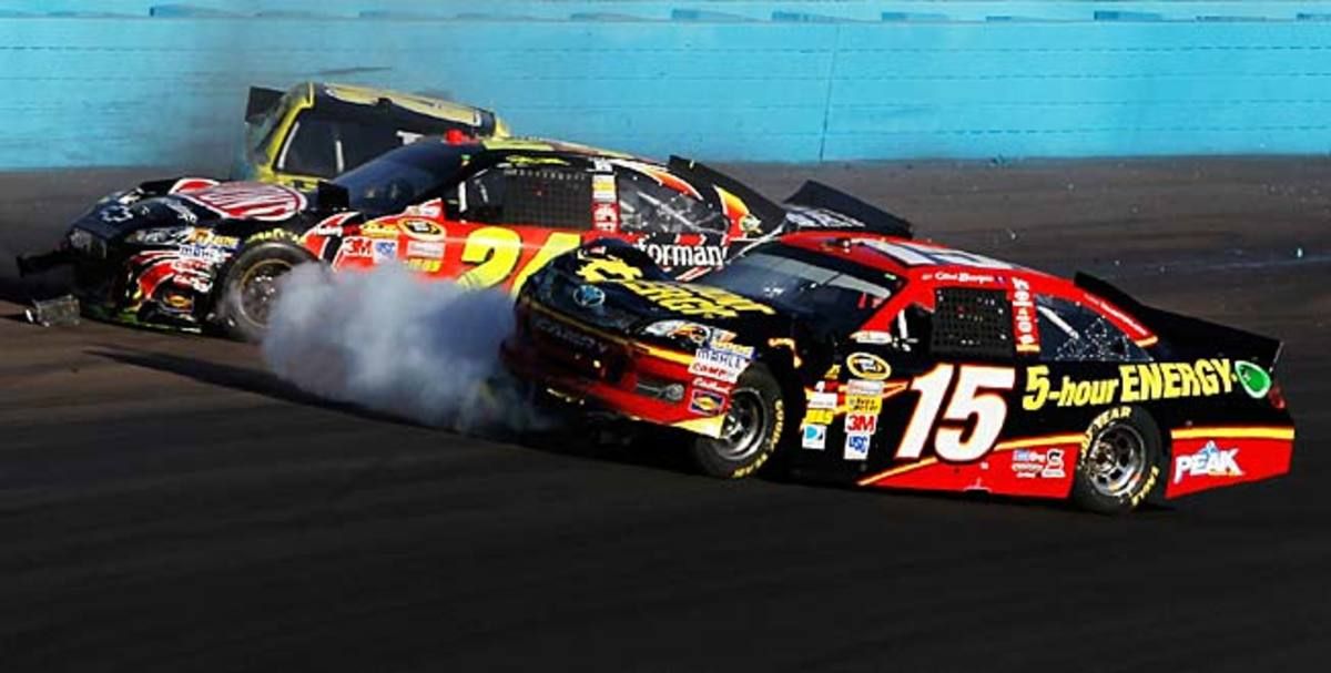 Jeff Gordon's run-in with Clint Bowyer,(15) last year at Phoenix is still be felt by the two drivers.