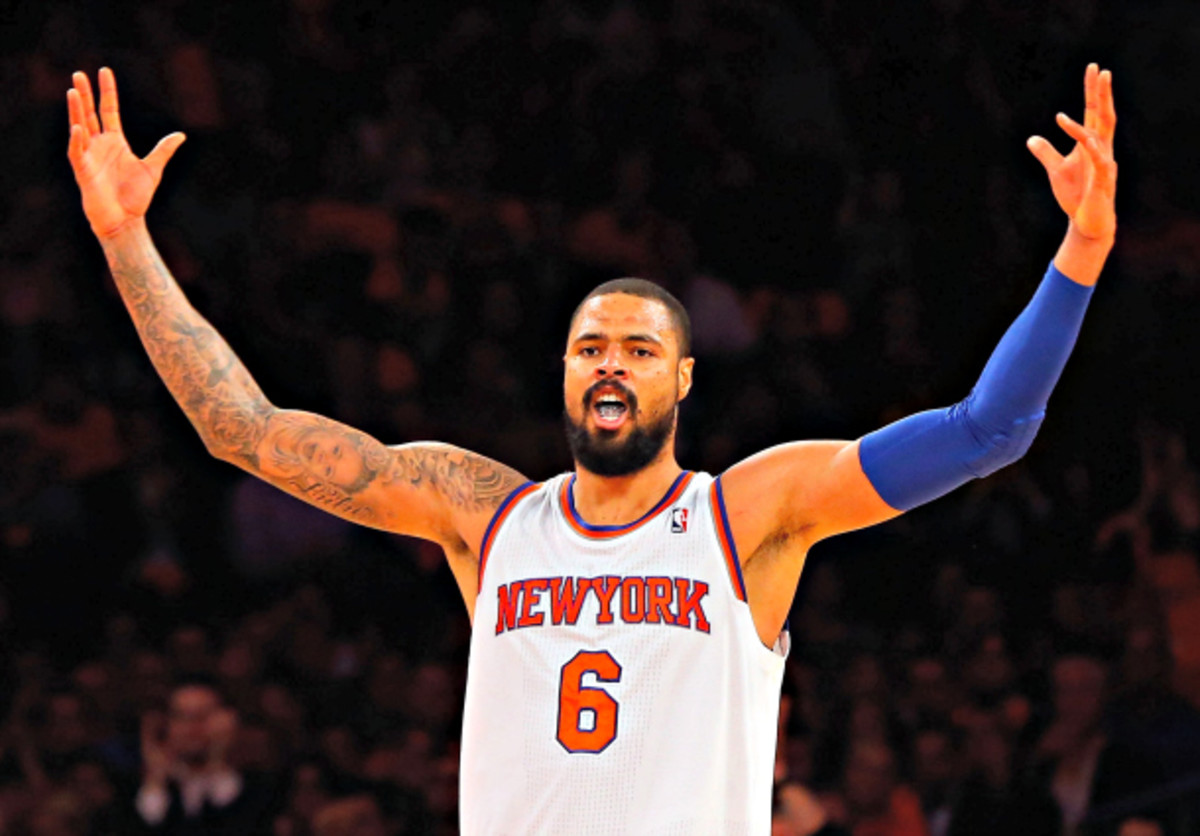 Tyson Chandler was originally slated to miss 4-6 weeks with a fracture in his right fibula. (Jim McIsaac/Getty Images)