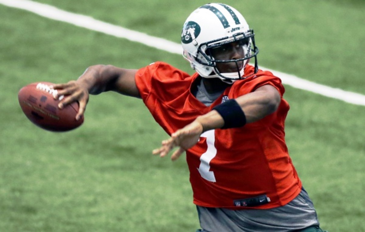 Geno Smith could push Mark Sanchez for the New York Jets' starting job in his rookie season.