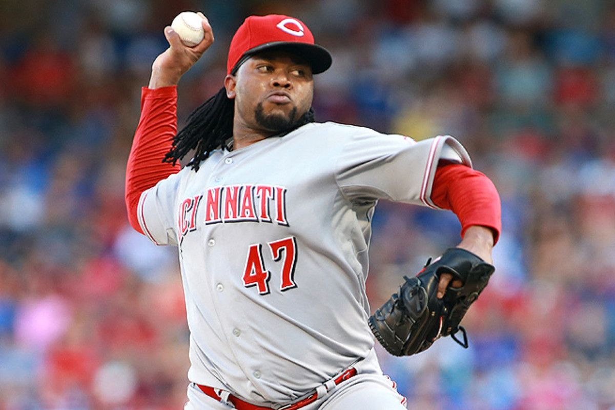 Johnny Cueto goes on the DL for the third time this season after re-injuring his lat.