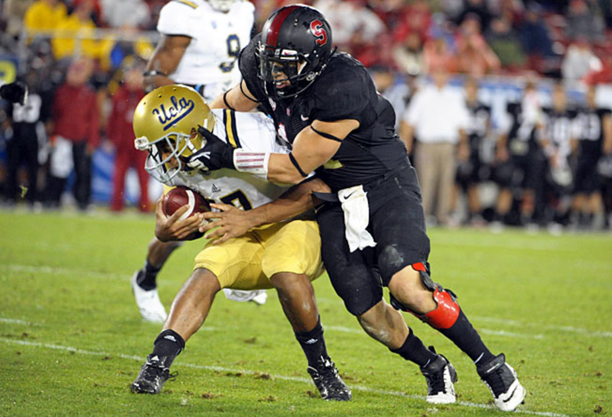 Linebacker Shayne Skov (right) and Stanford's defense ranked fifth nationally against the run last year.