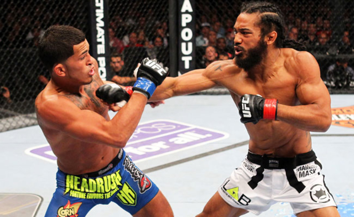 Thanks to Anthony Pettis (left), Benson Henderson (right) was the second UFC champion to be dethroned in two months.