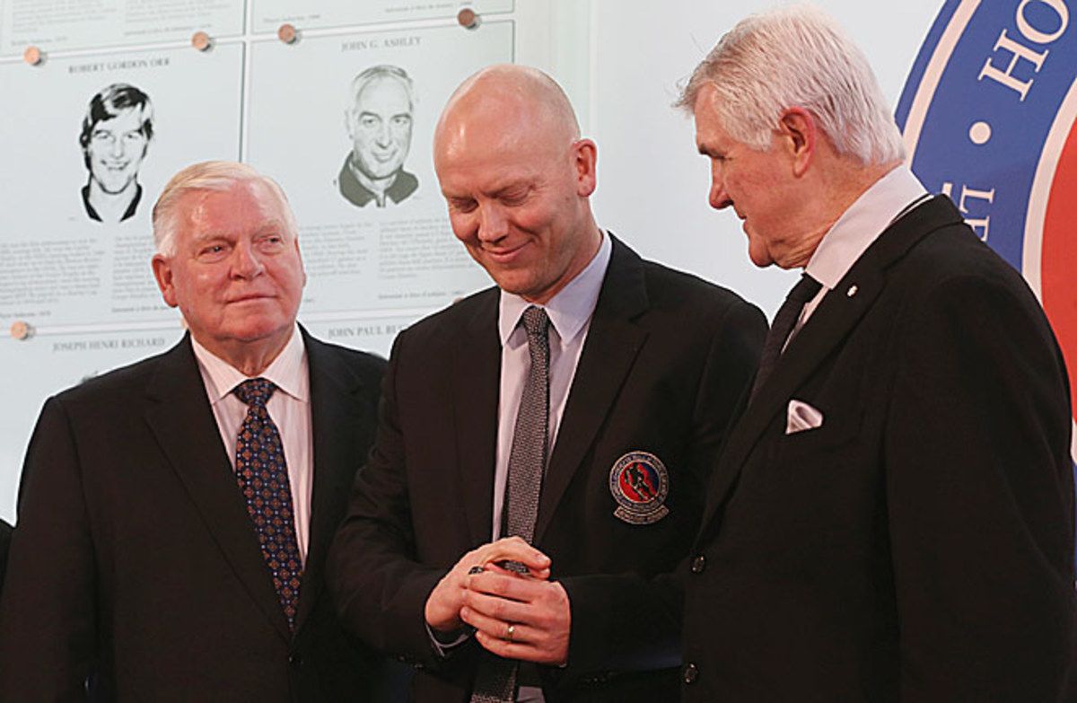 Pat Quinn and Bill Hay with Mats Sundin at the Hockey Hall of Fame