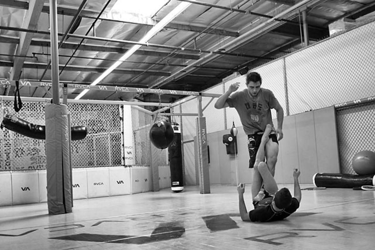131220131605-carlos-condit--caio-terra-single-image-cut.jpg