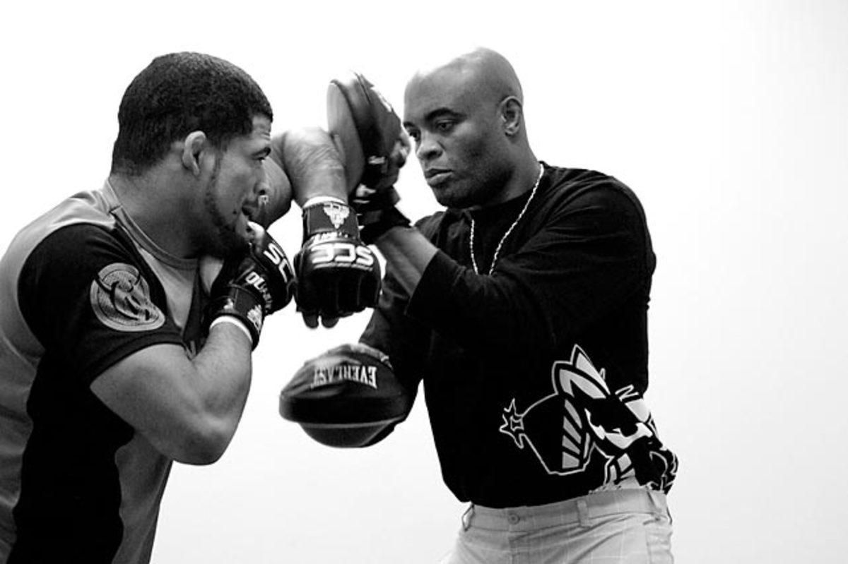 131220131555-anderson-silva--paulo-bananada-single-image-cut.jpg