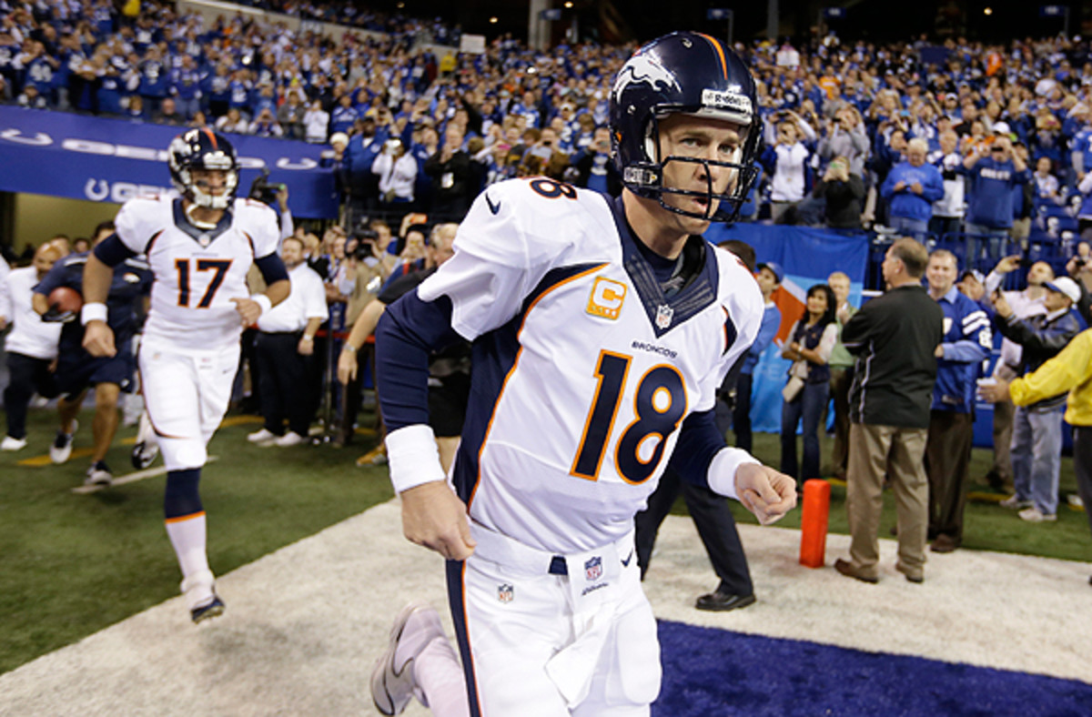 The boos for the Broncos turned to cheers when Peyton Manning hit the field.