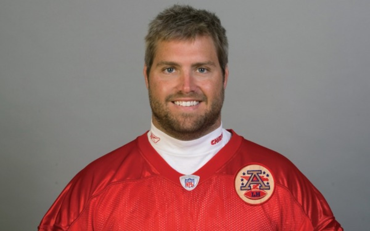 Ryan Lilja ended his retirement and signed a one-year deal with the Denver Broncos. (Getty Images)