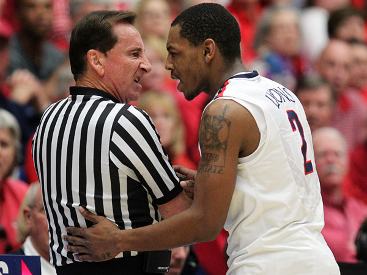 Inconsistent and questionable officiating became an issue in the Pac-12 last season. (Chris Coduto/Icon SMI)
