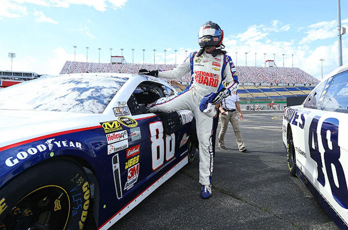 Earnhardt's speed was nearly 2 mph faster than Jimmie Johnson's 181.818 mph last June.