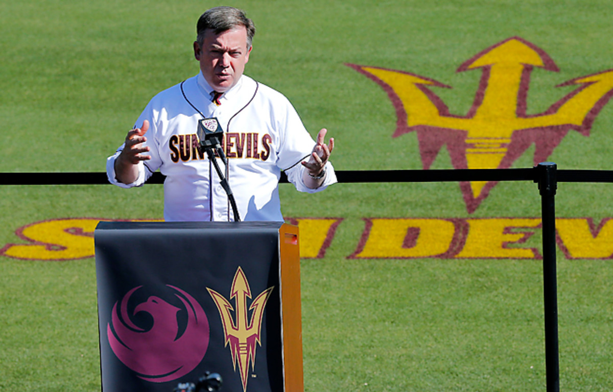 ASU president Michael Crow is leading a Pac-12 effort to keep for-profit Grand Canyon U out of D-I.