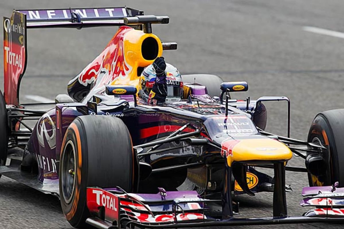 Sebastian Vettel keads the F1 points standings by 53 after rallying to win at Monza on Sunday.