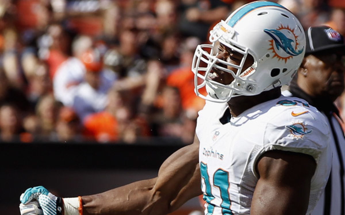 Dolphins DE Cameron Wake will likely miss 2 to 3 weeks with a knee injury. (Photo by Matt Sullivan/Getty Images)