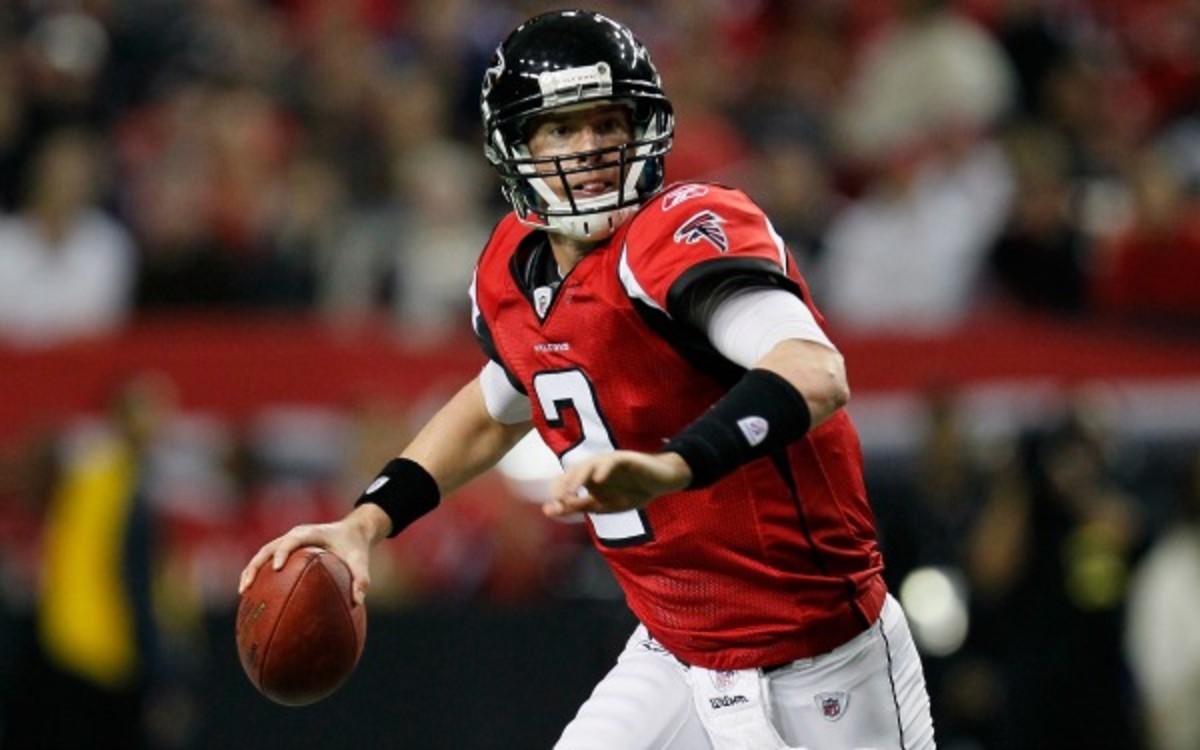 Matt Ryan and the Atlanta Falcons have agreed to a contract extension. (Kevin C. Cox/Getty Images)